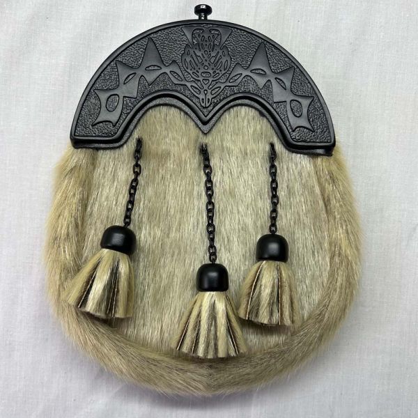 Black Cantle Full Dress Scottish Kilt Sporran with Blonde Hair Fur Manufacturers, Suppliers in David