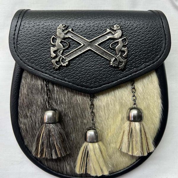 Black Leather Scottish Kilt Sporran Two Tone Fur Rampant Lions Badge Manufacturers, Suppliers in David