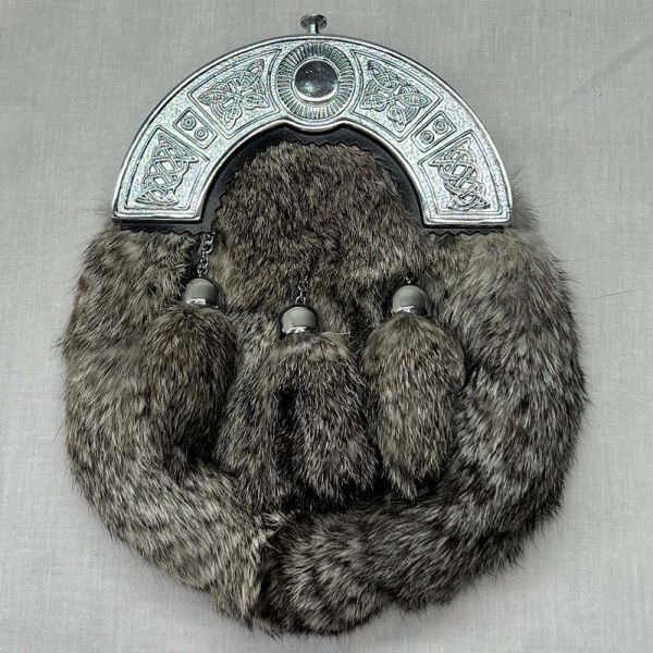 Full Dress Fur Scottish Sporran with Antique Silver Celtic Cantle Manufacturers, Suppliers in David
