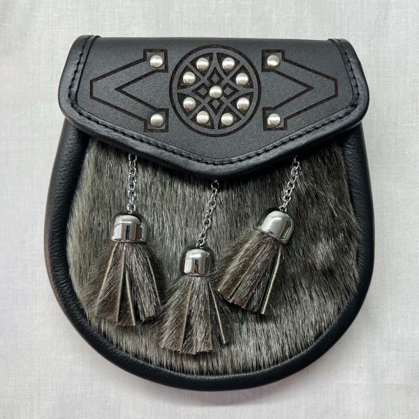 Handcrafted Studded Celtic Flap Scottish Fur Sporran Kilt Pouch Manufacturers, Suppliers in David
